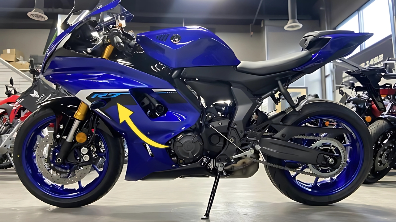 Yamaha R7